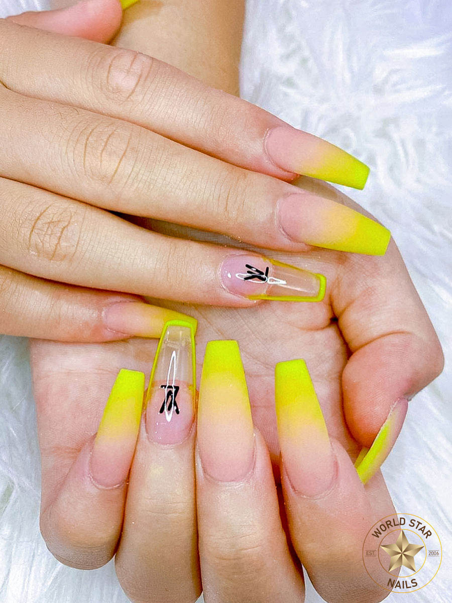 World Star Nails